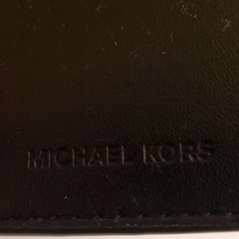 New authentic Michael kors leather mens wallet